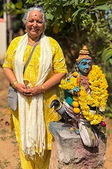 Komilla next to Shani - Saturn